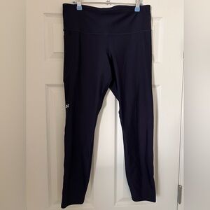 Under Armour Women’s HeatGear High RIse Navy Pocketed Leggings